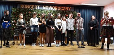 Koncert Noworoczny w Czarnożyłach. Przyszło tyle ludzi, że brakło miejsc
